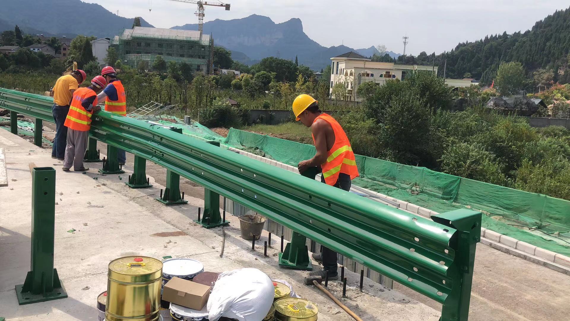 和平区乡村公路波形护栏热镀锌波形护栏 - 推荐